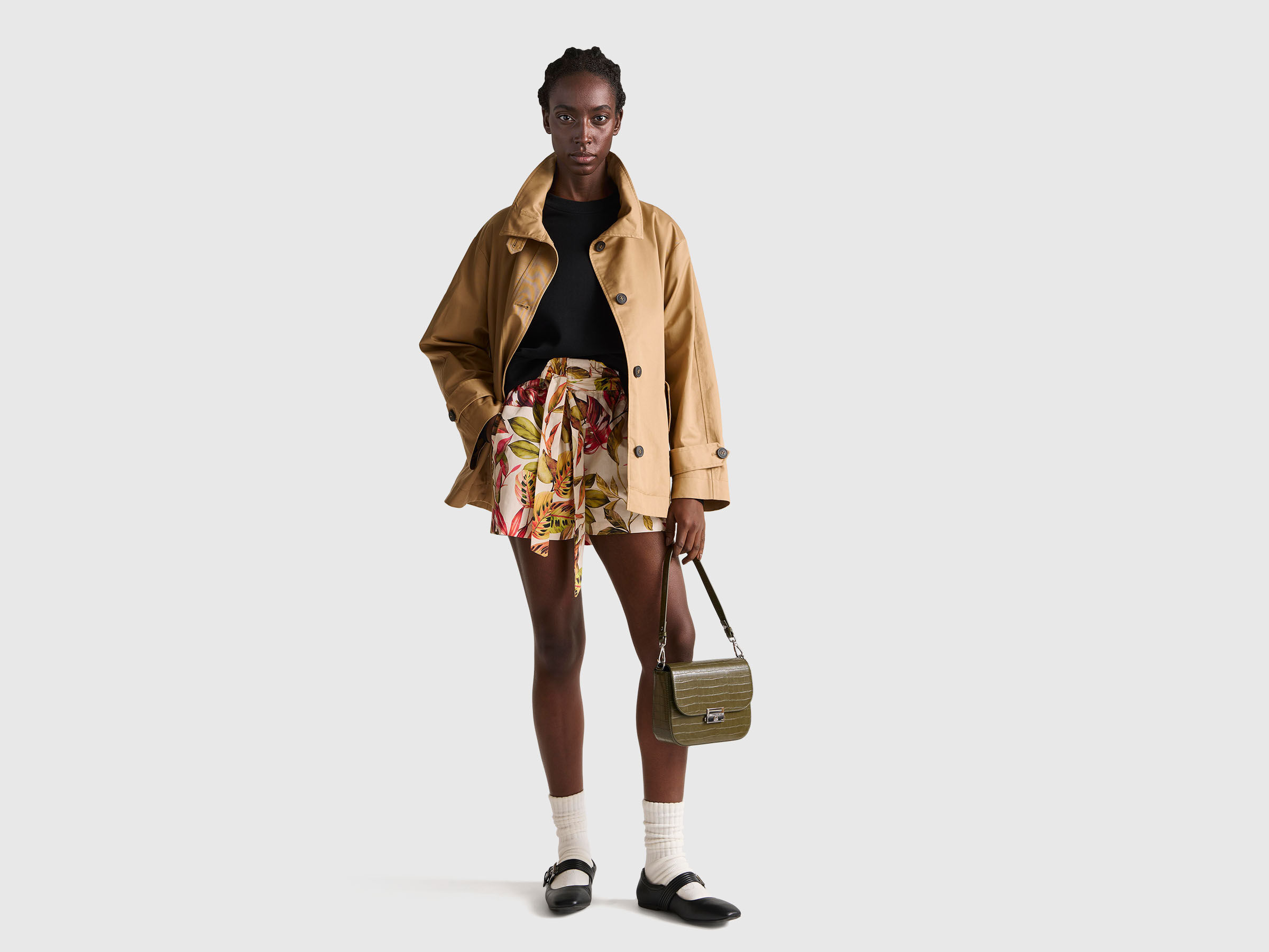 BERMUDA Women image number 3